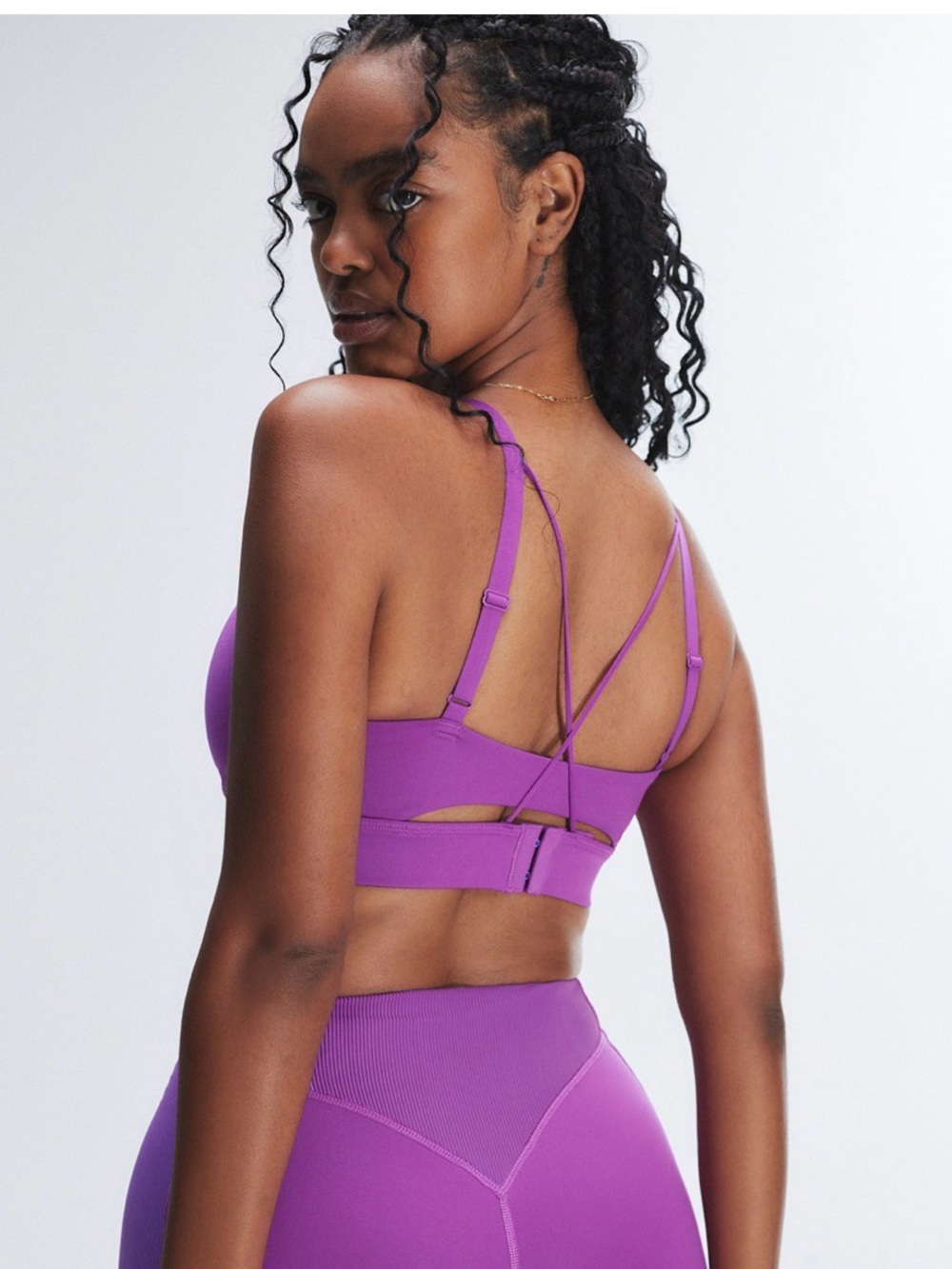 Savage X Fenty CURVE ALERT MEDIUM-IMPACT SPORTS BRA - Picture 5 of 9